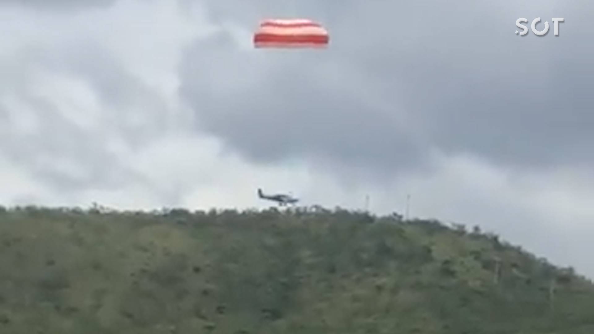 Avião de pequeno porte faz pouso forçado seis pessoas a bordo em BH