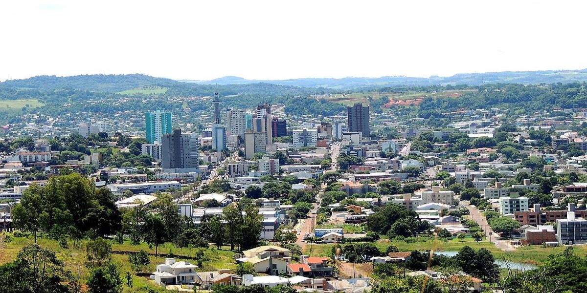 Asustado, prefeito de Francisco Beltrão manda o comércio fechar as portas, novamente