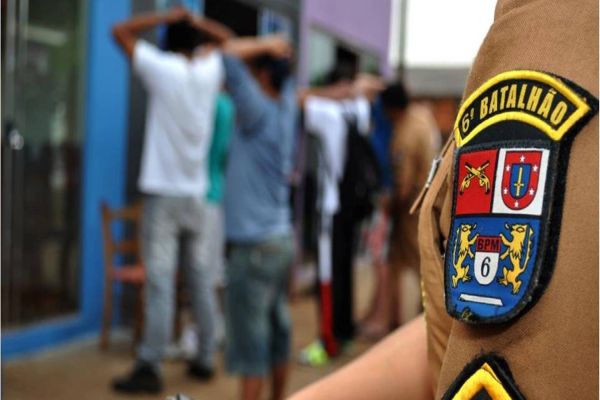 Policia Militar de Cascavel registra queda de quase 50% no número de furtos e roubos em março