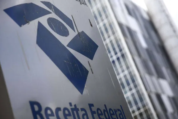Foto relacionada a notícia: Cronograma de restituições do Imposto de Renda está mantido