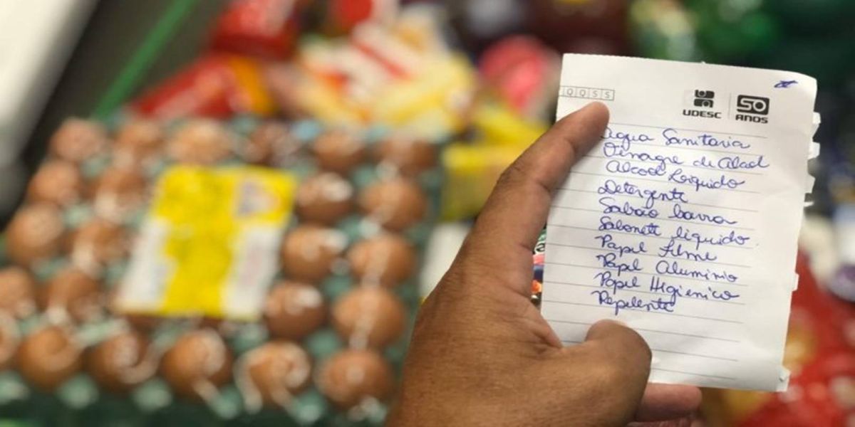 “Faça a lista de compras antes de sair de casa”, orienta nutricionista