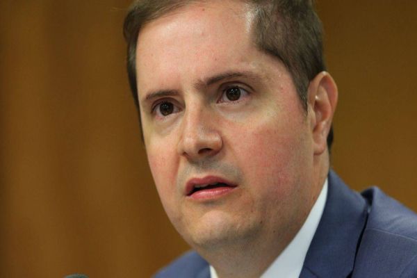 Secretário faz apelo para Senado aprovar MP da carteira verde-amarela