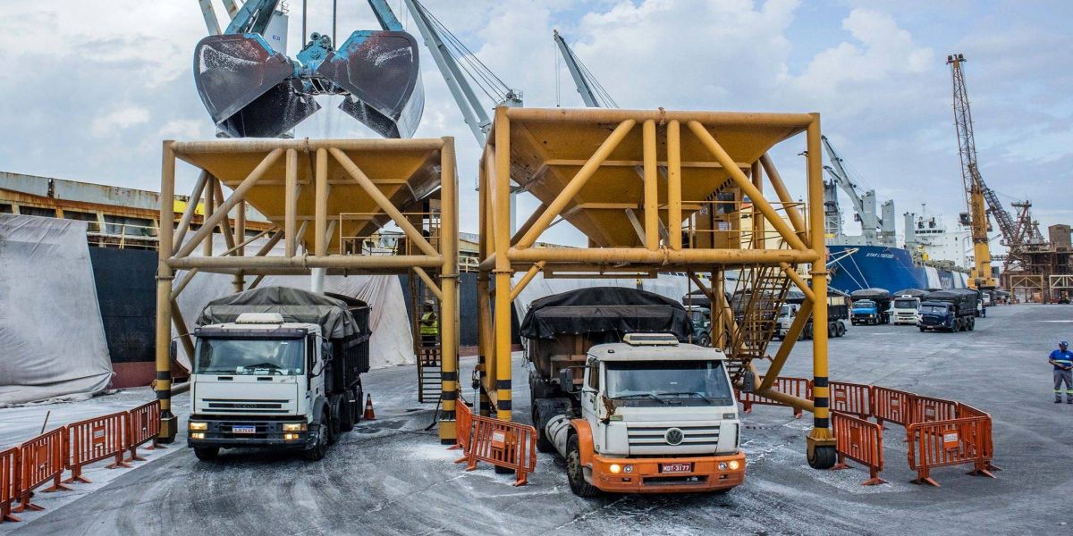 Covid-19 não impacta atividade portuária do Paraná