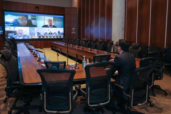 Paraná prepara plano para retomada da economia no pós-Covid-19