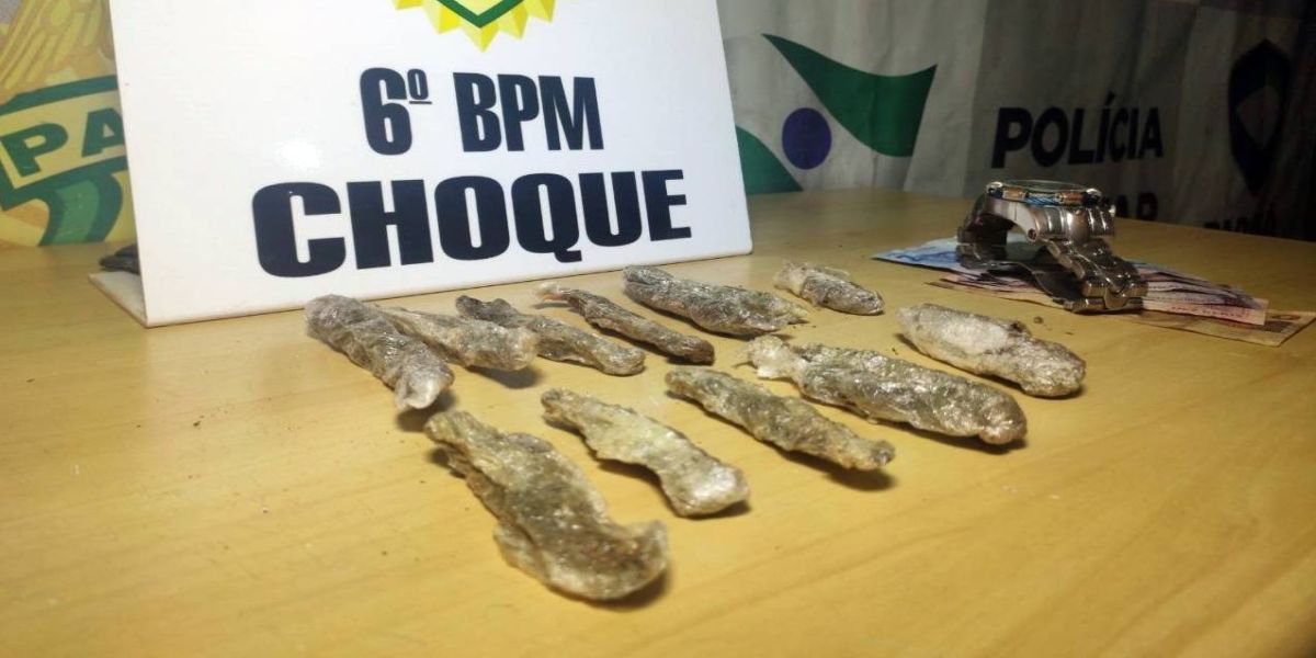 Jovem é detido com droga pelo Pelotão de Choque no Bairro Morumbi