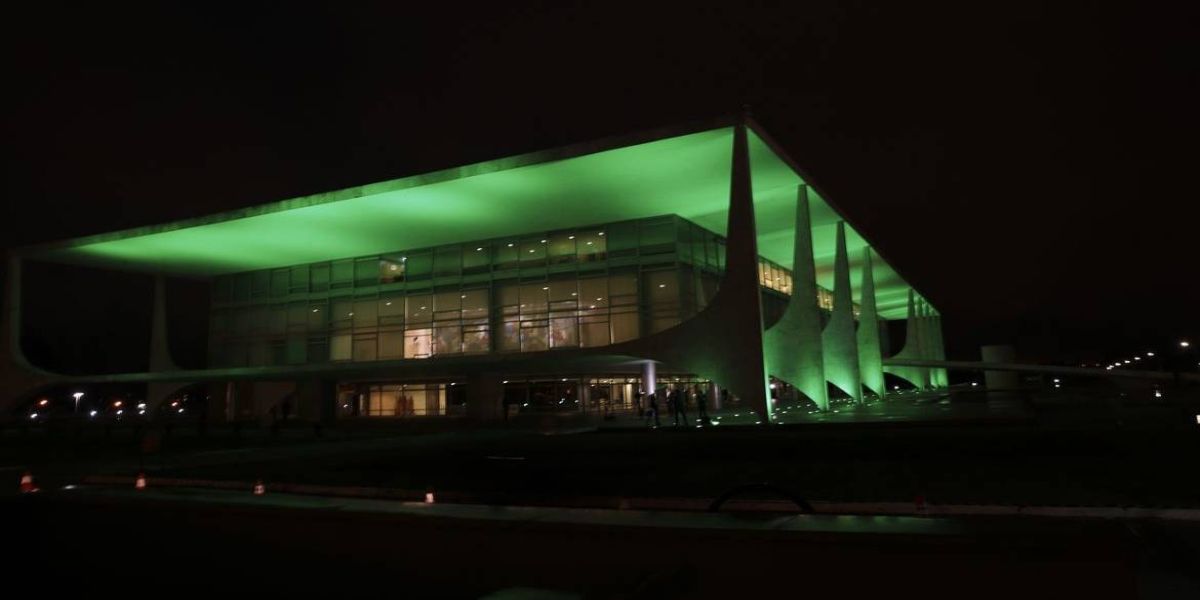 Ministros falam sobre enfrentamento à covid-19 no Palácio do Planalto