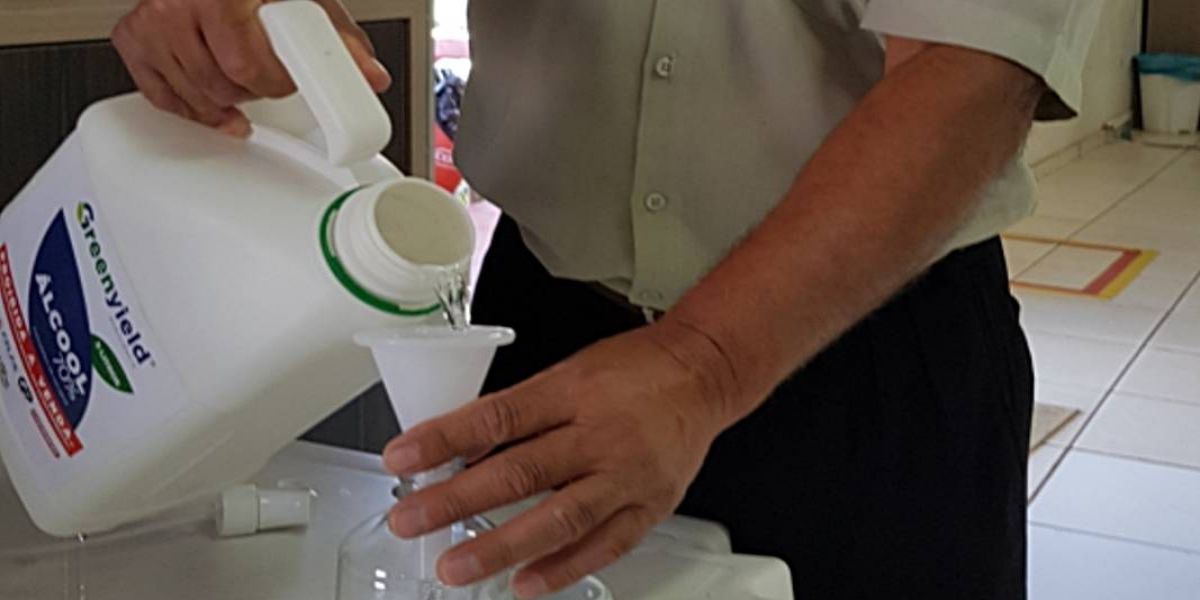 Álcool 70% chega a associados da Coopavel