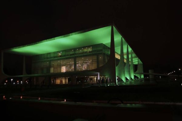 Ministros falam sobre enfrentamento à covid-19 no Palácio do Planalto