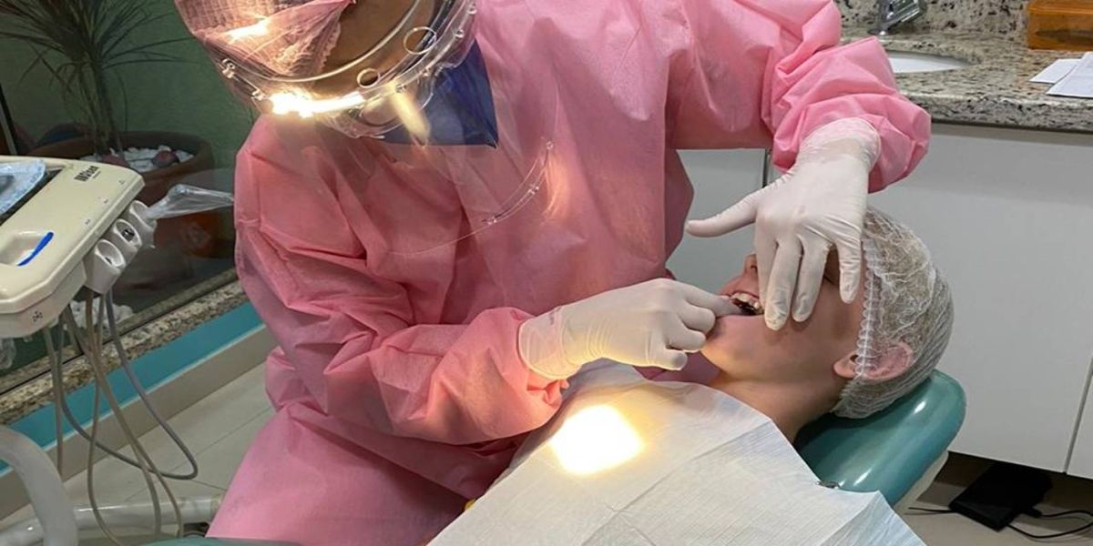 Como a higiene bucal contribui com a prevenção ao Coronavírus?