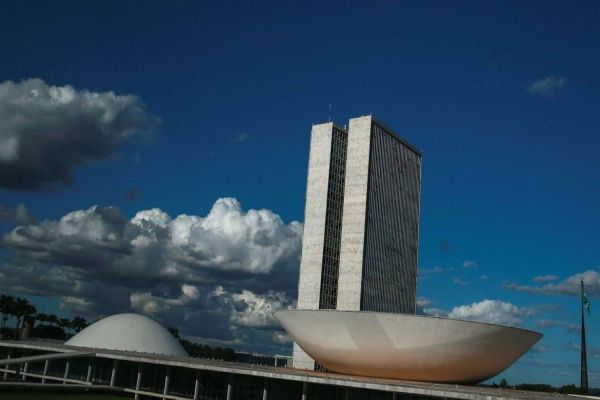 Senado aprova crédito mais barato para socorrer micro e pequenos