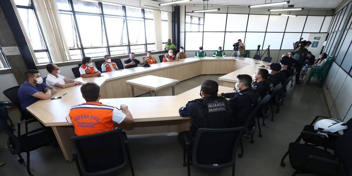 Forças de segurança vão ampliar operações  para fazer valer o toque de recolher