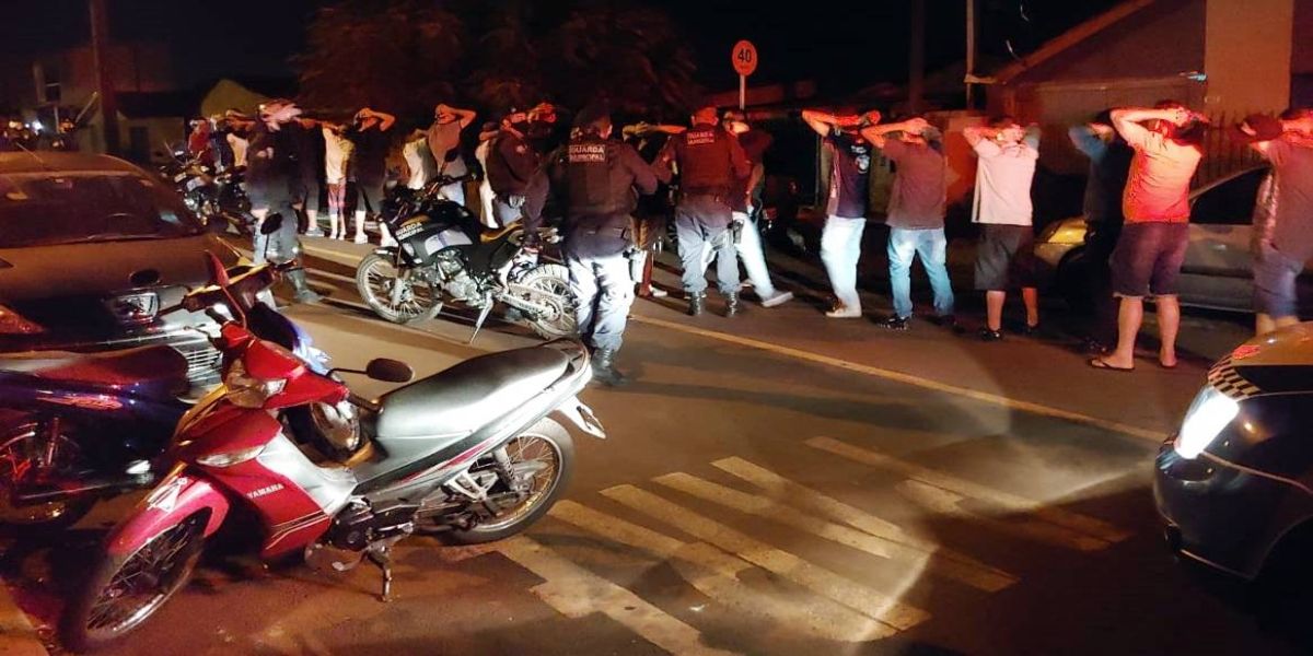 Operação Covid-19: Forças de segurança orientam 658 pessoas e desfazem aglomerações