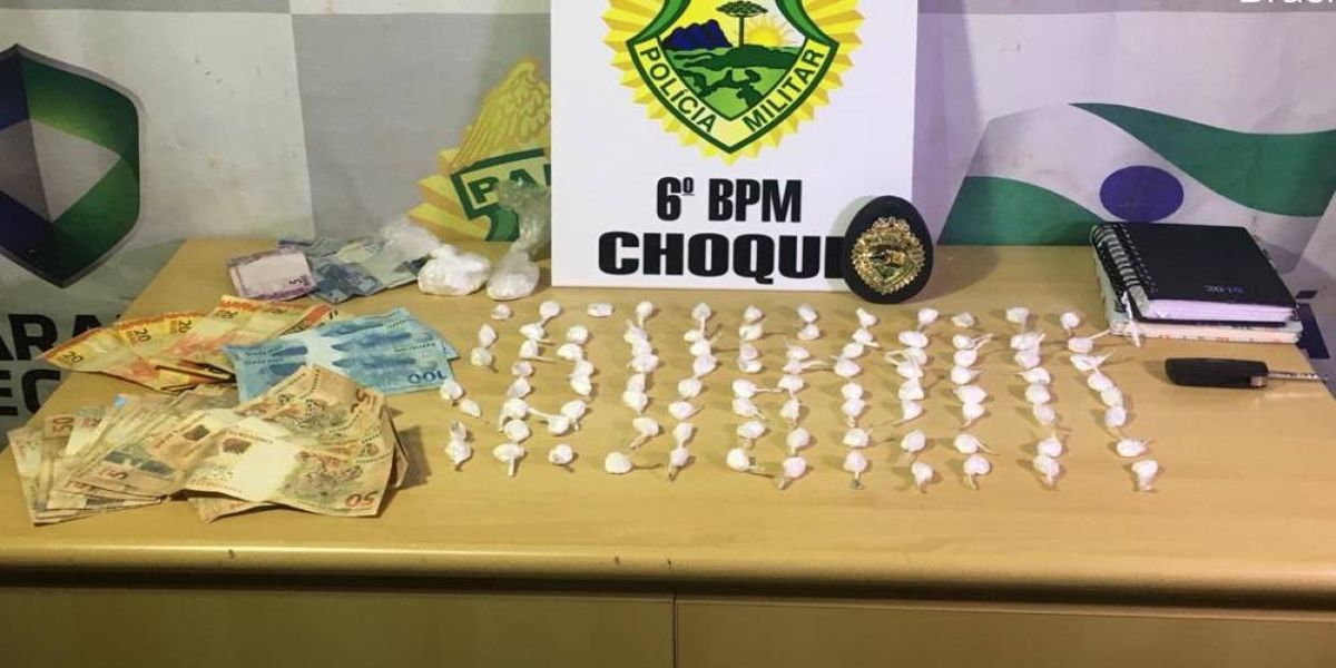 PM encaminha mãe e filho por envolvimento com tráfico de drogas em Cascavel