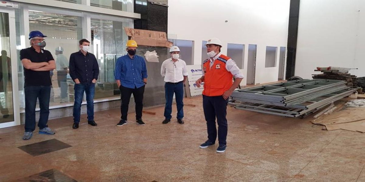 Empresários se surpreendem com o novo terminal do aeroporto local