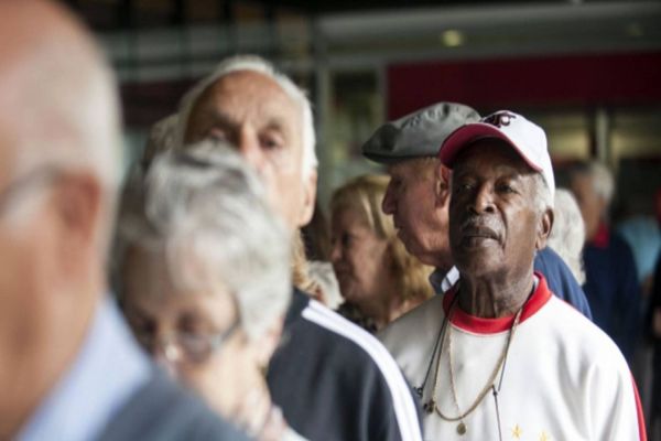 Segurados do INSS poderão receber benefício direto em conta-corrente