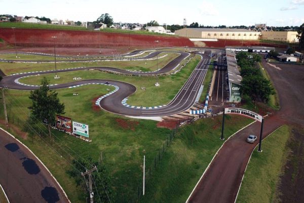 Federação Paranaense libera autódromos e kartódromos para treinos