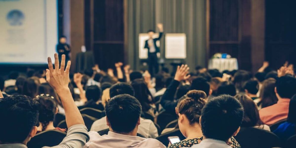 Pesquisa mostra que pandemia do coronavírus afetou 98% do setor de eventos