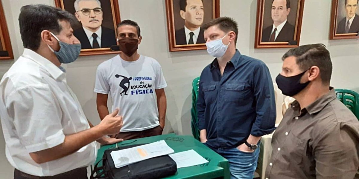 Suspensão: Comissão de Esporte e Cultura conversa com secretário Walter