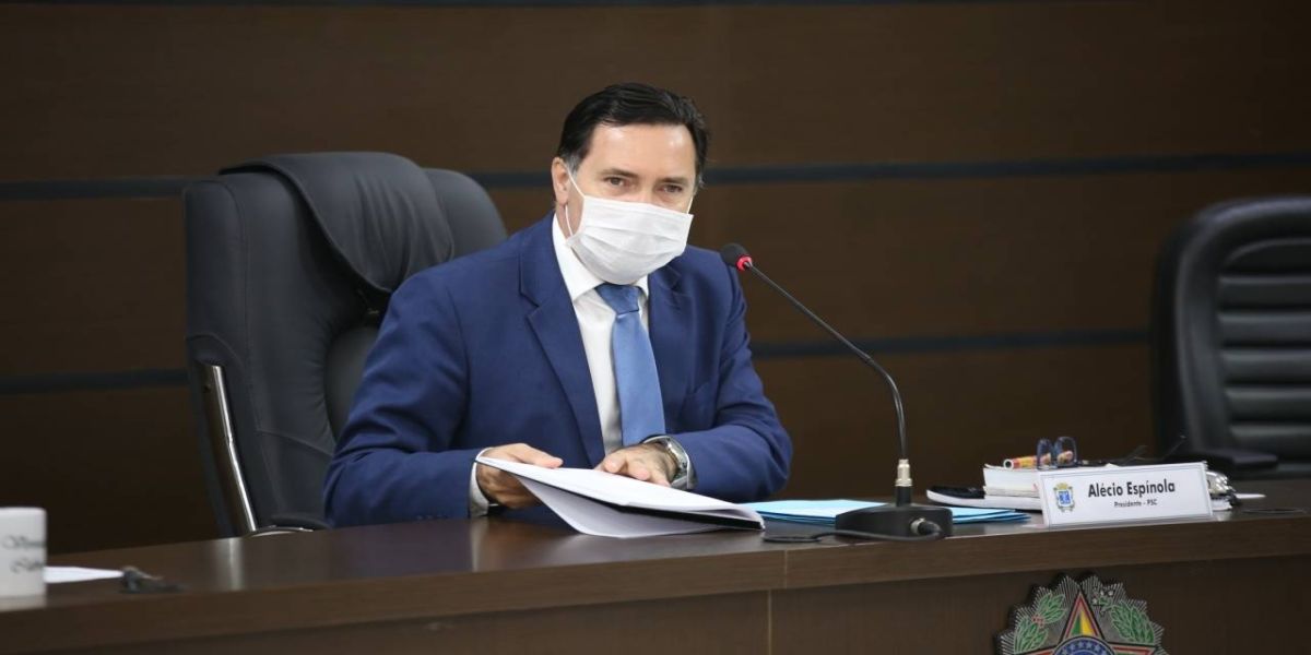 Testes para Covid-19 de Alécio, Parra e Popiu dão negativo