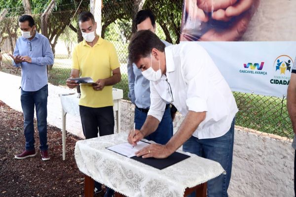 Paranhos diz que população prestou homenagem ao Município ao pagar 65% do IPTU