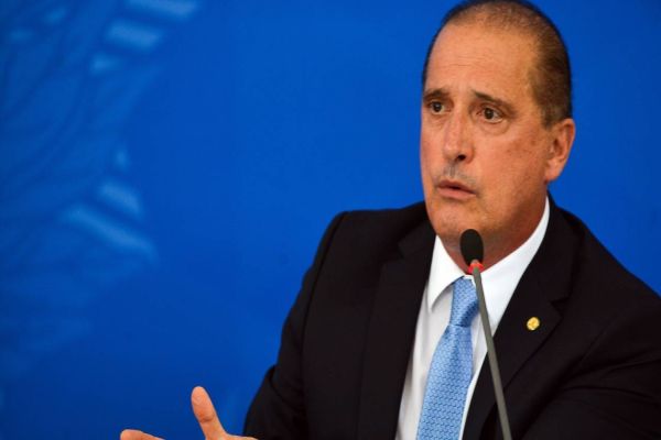 Auxílio emergencial: mais de 32 milhões de pessoas foram inelegíveis