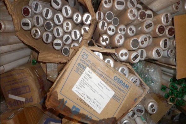 Lâmpadas fluorescentes usadas serão recolhidas em todo Paraná