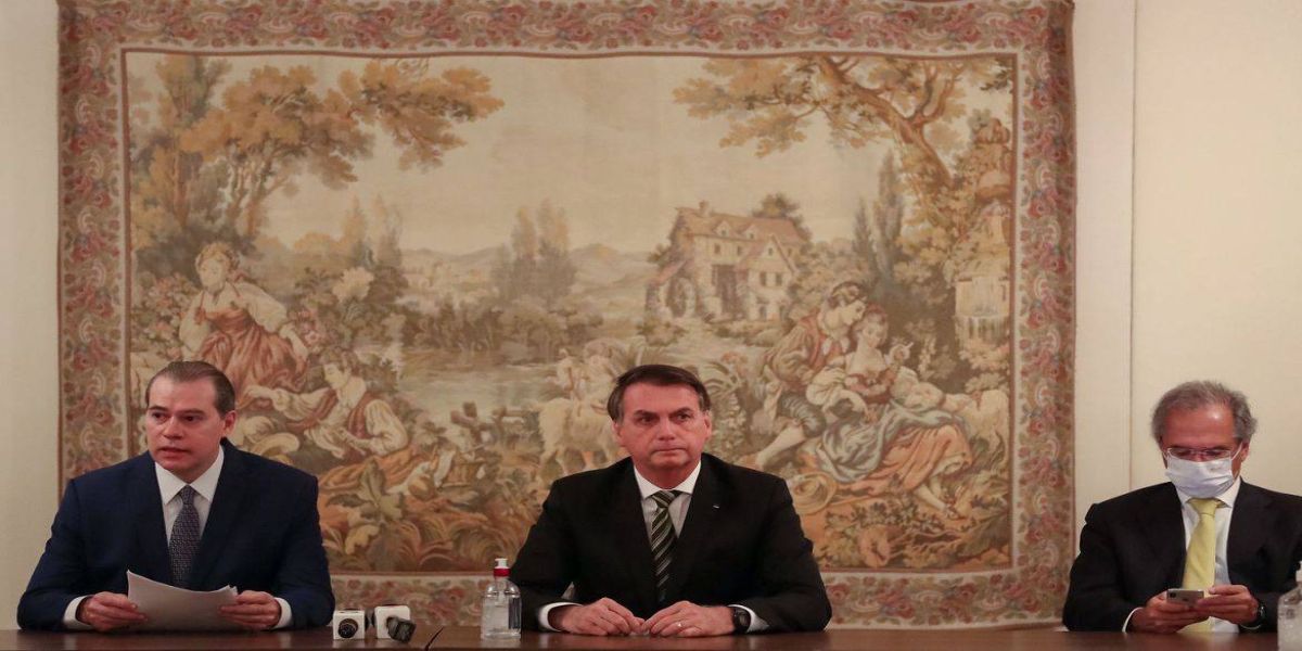 Bolsonaro vai com empresários ao STF para pedir retomada da economia