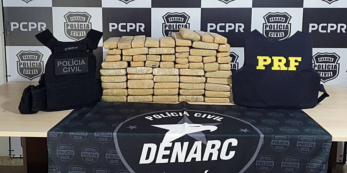 Denarc com apoio da PRF realiza apreensão de 69 quilos de maconha na BR-277