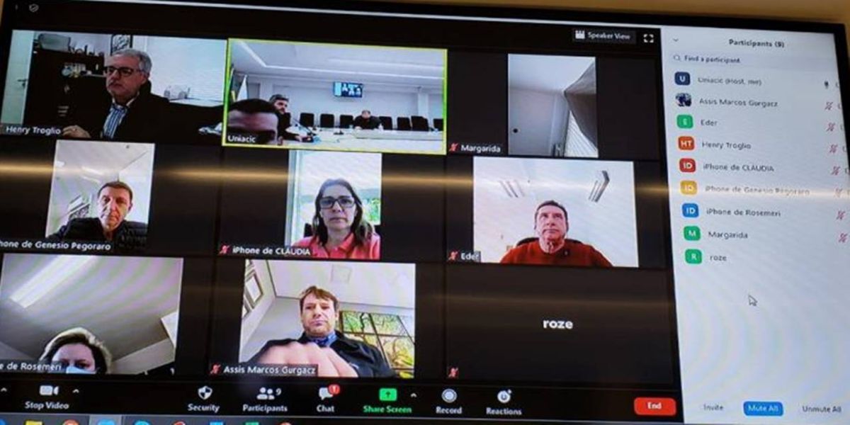 Coordenadores de áreas participam de alinhamento de planejamento da Acic