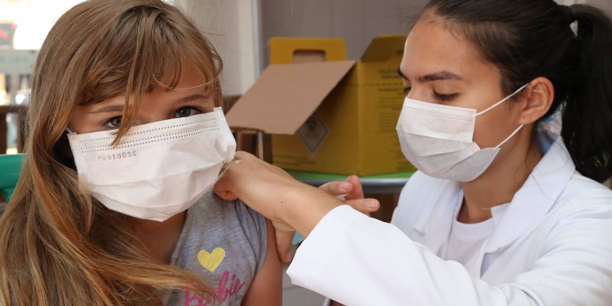 Crianças de até seis anos, gestantes, puérperas e portadores de deficiência deverão se vacinar