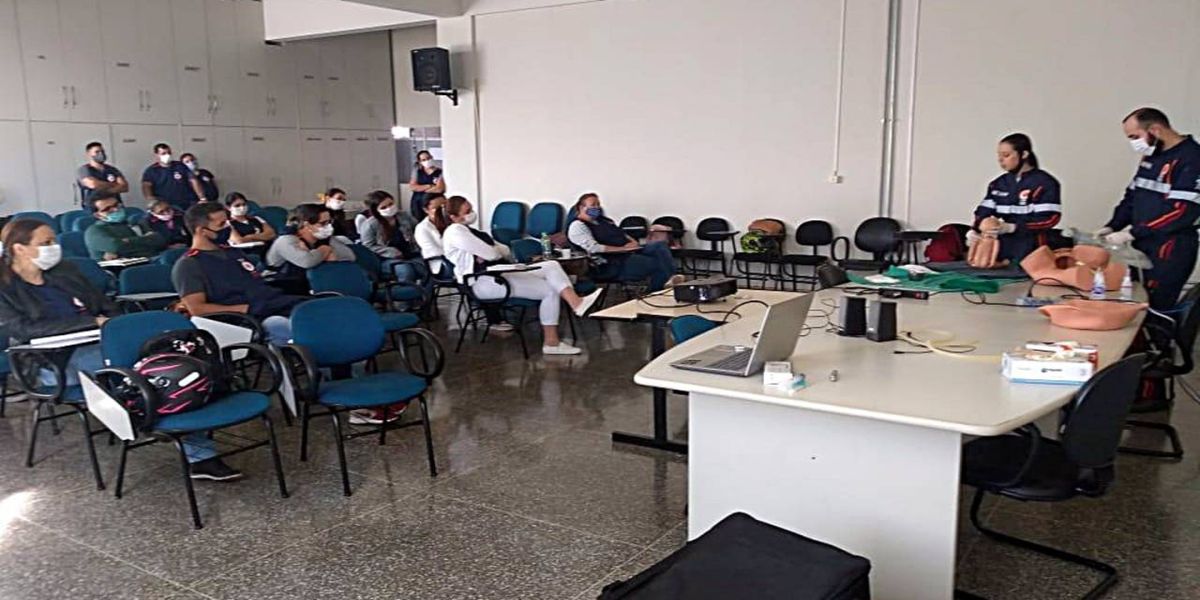 Capacitação para novos colaboradores do Hospital de Retaguarda de Cascavel