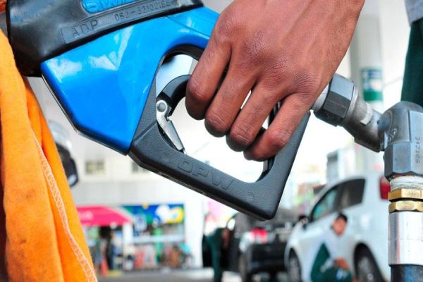 Fiep se posiciona contrária ao aumento do ICMS sobre os combustíveis