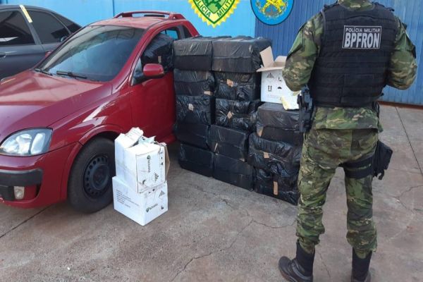 BPFRON faz apreensão de carros carregados com cigarros e agrotóxicos em São Miguel do Iguaçu