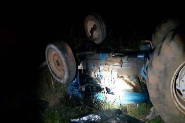 Trator tomba e mata duas pessoas, na BR 153, em Tibagi