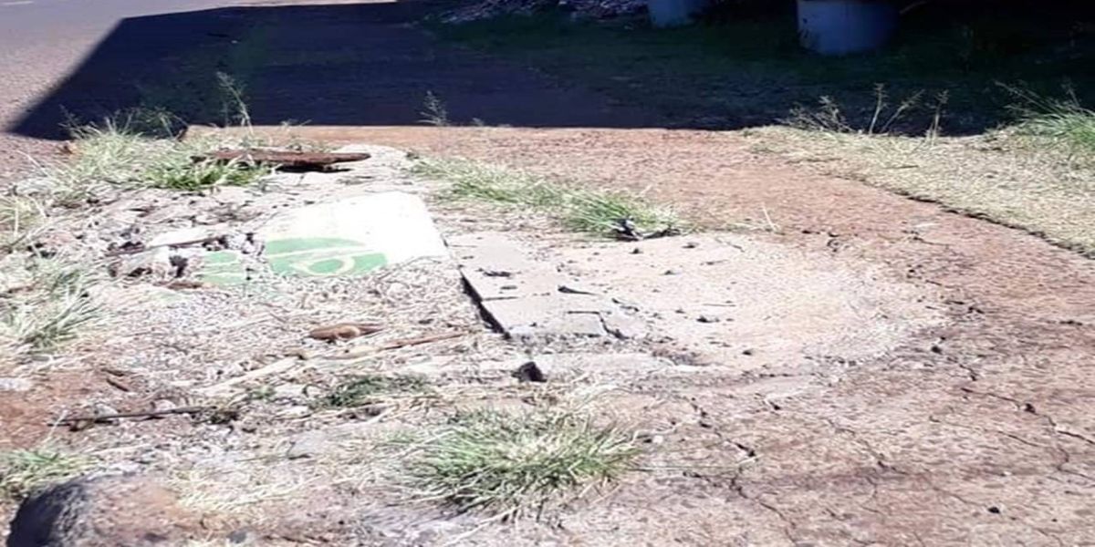 "Até soja está nascendo diz internauta", bueiro quebrado gera reclamação no JD. Presidente