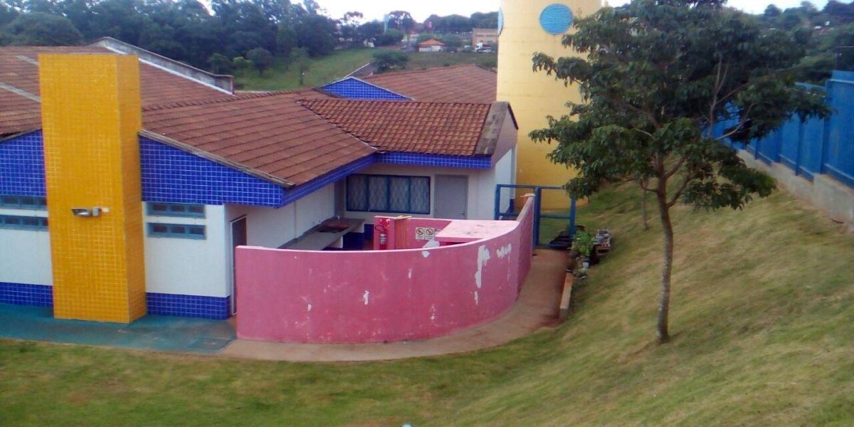 Cmei Maria Vaz Meister é alvo de tentativa de arrombamento