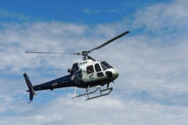 Profissionais do CONSAMU atendem bebê, após ter sido vítima de queimadura