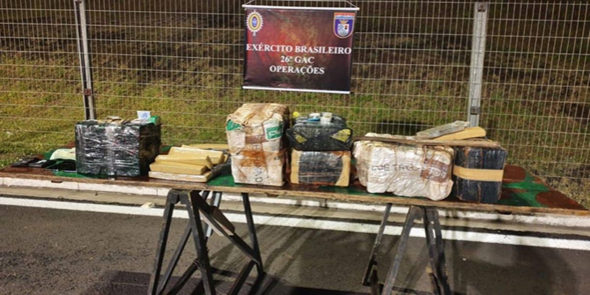 Exército apreende três pessoas e mais de 100kg de maconha em Nova Laranjeiras