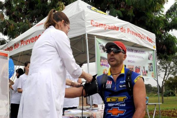 Médico alerta para os riscos da hipertensão arterial