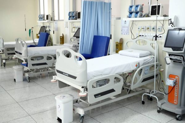 Hospital de Retaguarda de Cascavel ativa 10 leitos de UTI e 5 de enfermaria