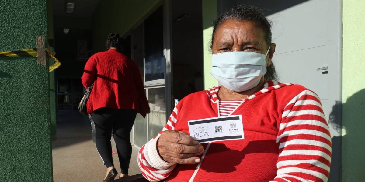 Comida Boa: Seguindo agendamento, cascavelenses começam a receber o cartão