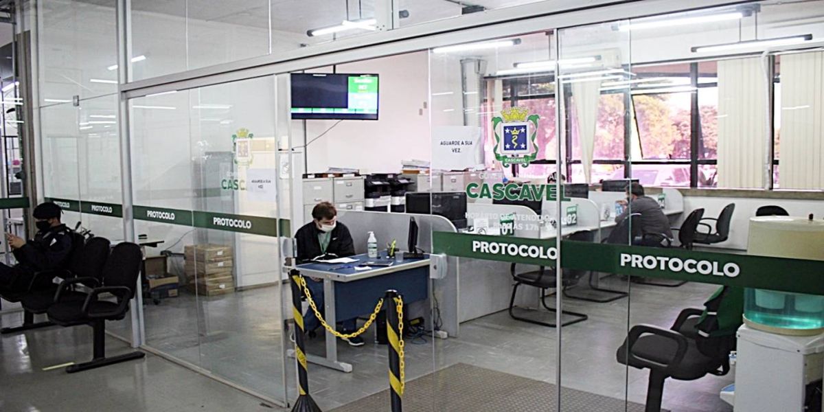 Pessoas que viajarem para cidades com "lockdown" devem se registrar no Protocolo Geral da Prefeitura