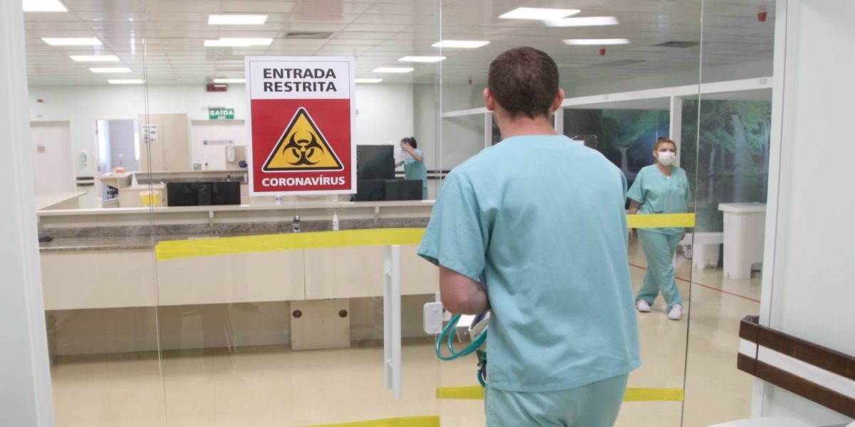 ​Coronavírus já alcança mais da metade das cidades do Paraná