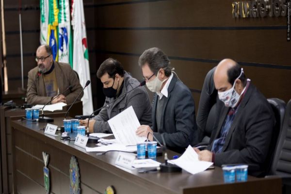 Câmara mostra em audiência que cumpre metas fiscais e orçamentárias para 2020