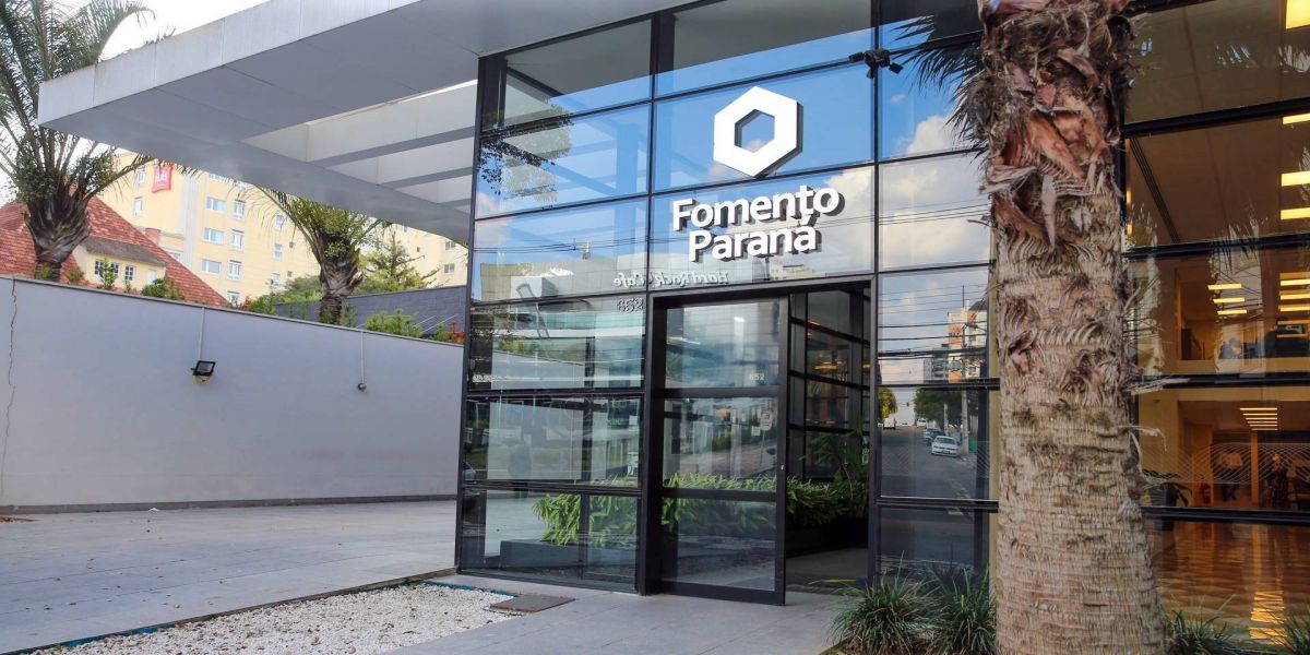 Fomento Paraná inicia atendimento automático pelo WhatsApp