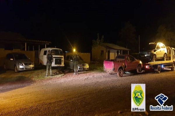 BPFRON e Receita Federal do Brasil apreendem veículos e cigarros contrabandeados em Guaíra-PR