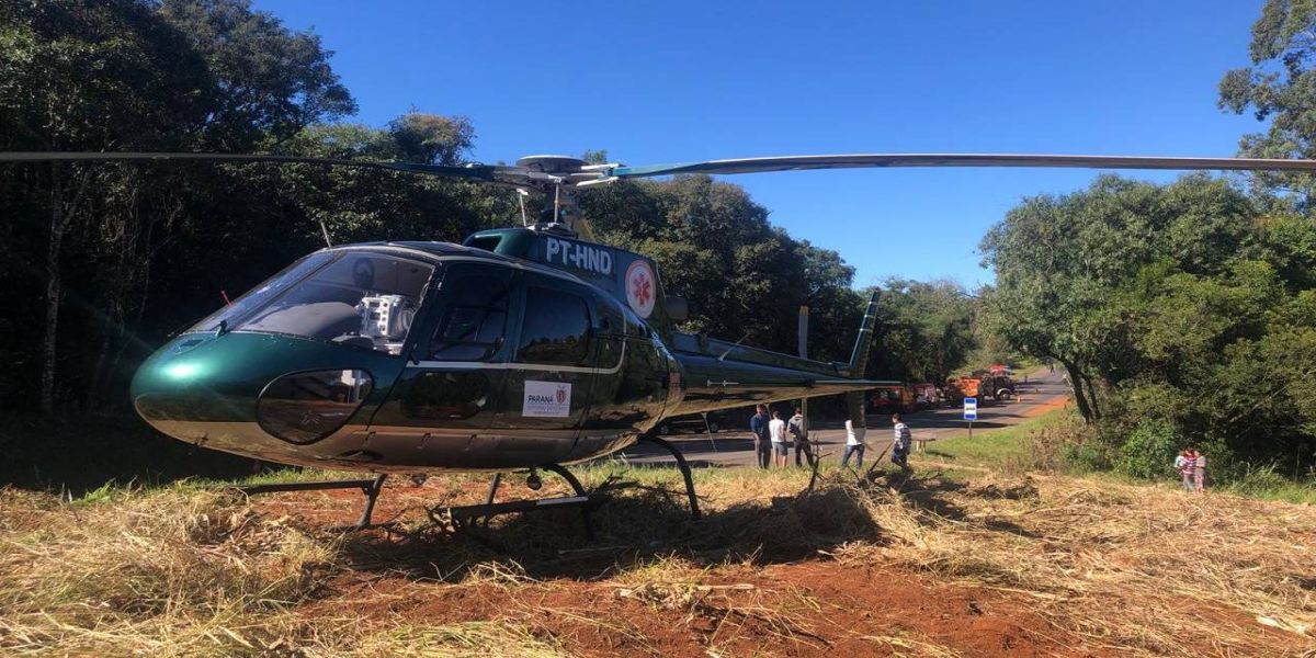 Helicóptero do Consamu atende colisão de trânsito na PR-487