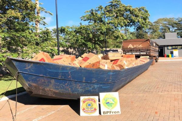 BPFron e PF apreendem caminhões, embarcação e carregamento avaliados em R$2 milhões