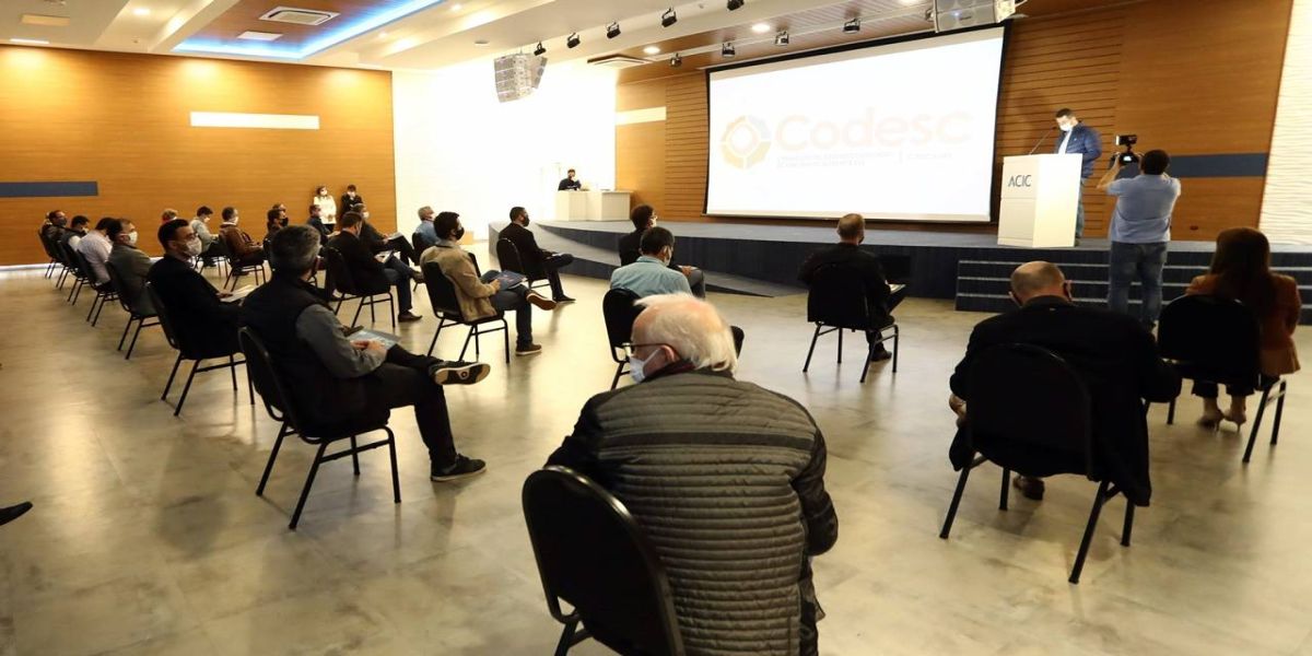 Retomada econômica: primeiros números são apresentados na Acic