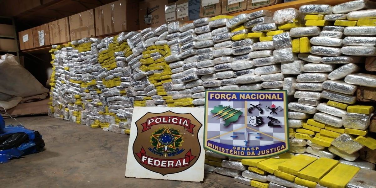 Polícia Federal realiza apreensão de 1.6 toneladas de Maconha